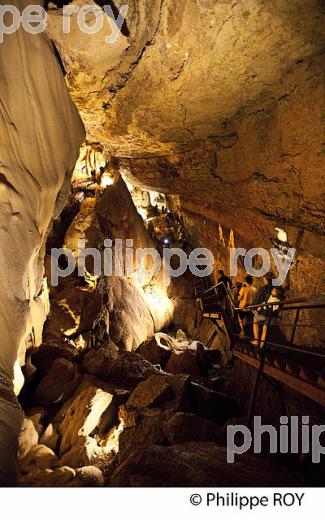 LA GROTTE DE TRABUC, COMMUNE DE MIALET , VALLEE DU GARDON DE MIALET,  CEVENNES, GARD. (30F00520.jpg)