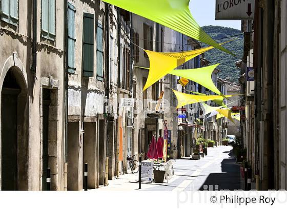 COMMERCES,  GRAND-RUE, SAINT-JEACOMMERCES, GRAND-RUE, SAINT-JEAN, SAINT-JEAN-DU-GARD , VALLEE BORGNE, CORNICHE DES   CEVENNES , GARD. (30F00732.jpg)