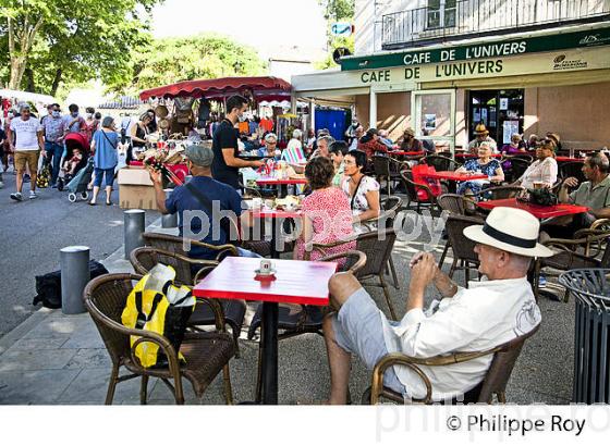 MARCHE  DE SAINT-JEAN-DU-GARD , VALLEE BORGNE, CORNICHE DES   CEVENNES , GARD. (30F00817.jpg)