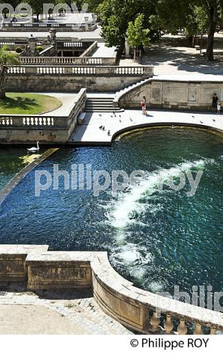 LES JARDINS DE LA FONTAINE,  VILLE DE NIMES ,  GARD, LANGUEDOC. (30F01320.jpg)