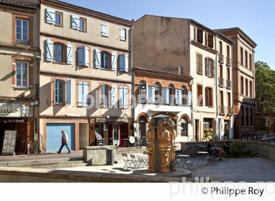 PLACE DES TIERCERETTES, QUARTIER ARNAUD-BERNARD, TOULOUSE. (31F02740.jpg)