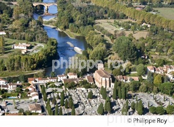 LE VILLAGE DE CARBONNE ET LE CINGLE DE LA GARONNE ,  VIA GARONA, VOLVESTRE. (31F03517.jpg)