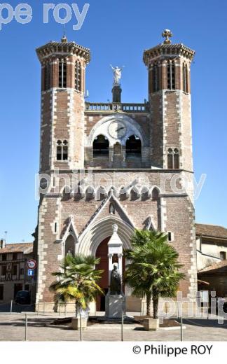 EGLISE  DE CAZERES, VALLEE DE  LA GARONNE,  VIA GARONA, COMMINGES. (31F03737.jpg)