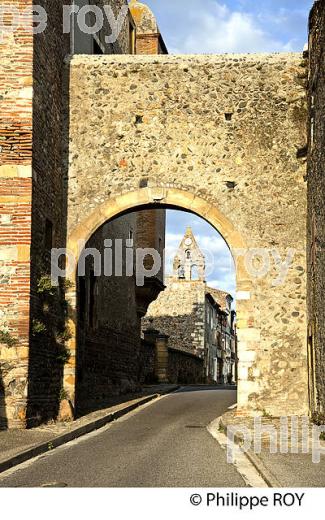 CHATEAU  DE PALAMINY, VILLAGE PALAMINY, VALLEE DE LA  LA GARONNE,  VIA GARONA, COMMINGES. (31F03808.jpg)