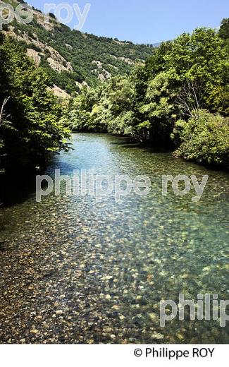 LA GARONNE, COMMUNE DE FOS, COMMINGES, HAUTE GARONNE. (31F04824.jpg)