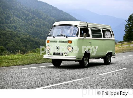 COMBI VW, VINTAGE, MONTEE AU COL DE MENTE,  COMMUNE DE BOUTX,  HAUTE-GARONNE. (31F05636.jpg)