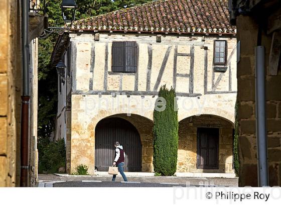 VILLAGE FORTIFIE DE BARRAN, BASTIDE DE GASCOGNE, GERS. (32F01416.jpg)