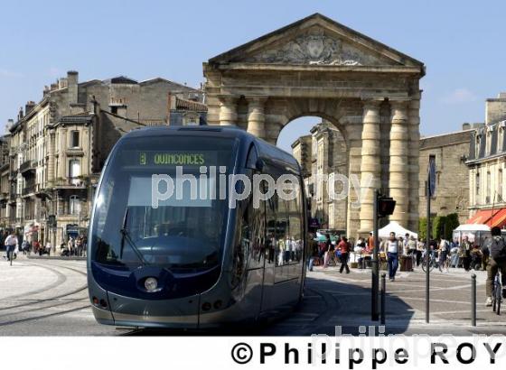 Le tramway de Bordeaux (33F04326.jpg)