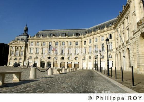 Place de la Bourse - Bordeaux (33F05504.jpg)