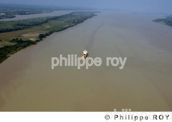 L'estuaire de la Gironde (33F06505.jpg)