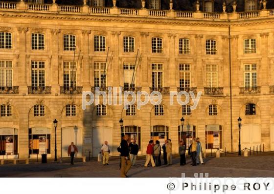 Place de la Bourse - Bordeaux (33F07322.jpg)