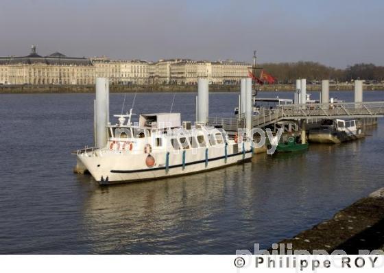 La Garonne - Bordeaux (33F09436.jpg)