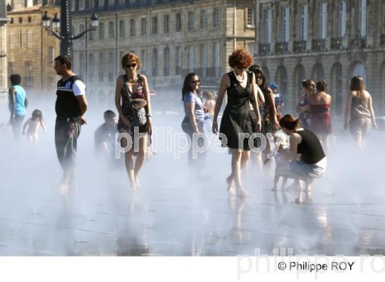 Miroir d'eau - Bordeaux (33F14935.jpg)
