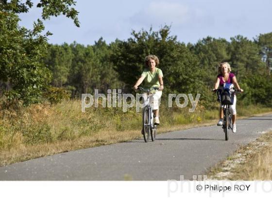 Cyclotourisme - Gironde (33F15015.jpg)