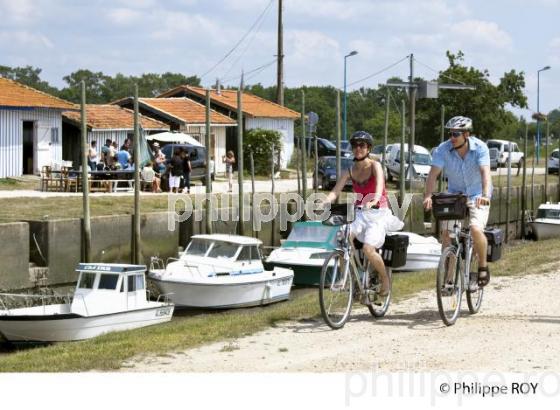 CYCLOTOURISME, BASSIN D' ARCACHON (33F16023.jpg)