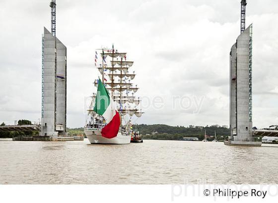 VOILIER MEXICAIN LE CUAUHTEMOC AU PORT DE BORDEAUX (33F16637.jpg)