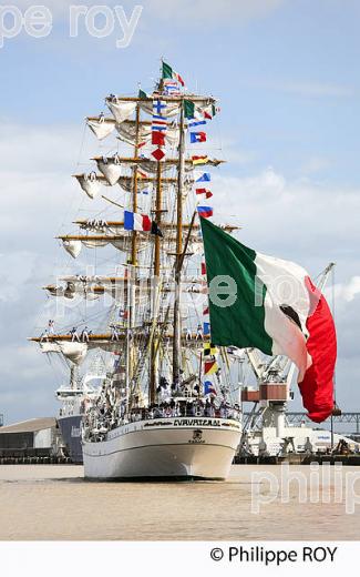 VOILIER MEXICAIN LE CUAUHTEMOC AU PORT DE BORDEAUX (33F16707.jpg)