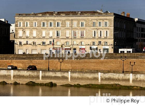 BORDEAUX, QUARTIER BASTIDE. (33F17040.jpg)
