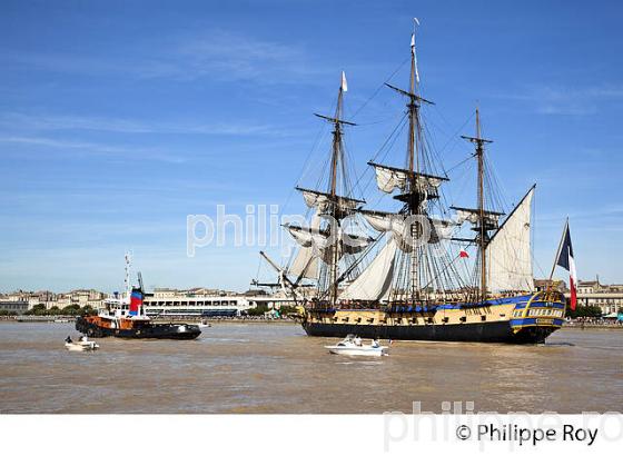 REPLIQUE DU  VAISSEAU L' HERMIONE,  A BORDEAUX, GIRONDE, AQUITAINE. (33F18222.jpg)