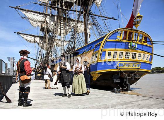 REPLIQUE DU  VAISSEAU L' HERMIONE,  A BORDEAUX, GIRONDE, AQUITAINE. (33F18240.jpg)