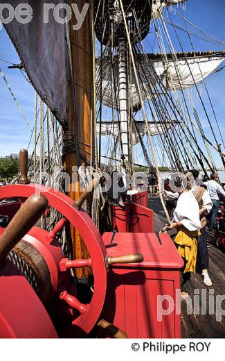 REPLIQUE DU  VAISSEAU L' HERMIONE,  A BORDEAUX, GIRONDE, AQUITAINE. (33F18317.jpg)