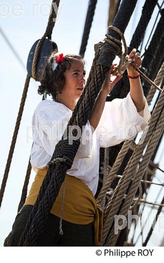 REPLIQUE DU  VAISSEAU L' HERMIONE,  A BORDEAUX, GIRONDE, AQUITAINE. (33F18325.jpg)