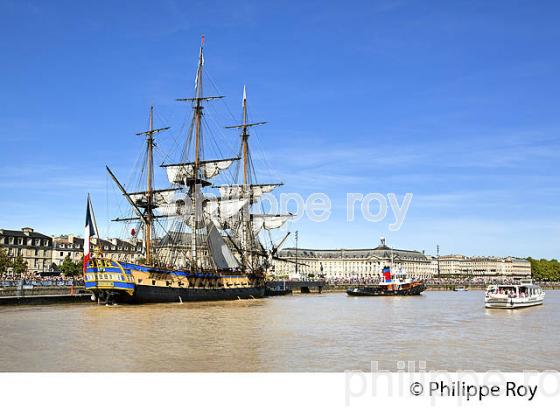 REPLIQUE DU  VAISSEAU L' HERMIONE,  A BORDEAUX, GIRONDE, AQUITAINE. (33F18520.jpg)