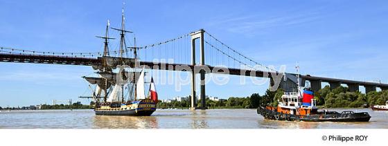 REPLIQUE DU  VAISSEAU L' HERMIONE,  A BORDEAUX, GIRONDE, AQUITAINE. (33F18523.jpg)