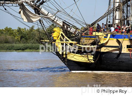 REPLIQUE DU  VAISSEAU L' HERMIONE,  A BORDEAUX, GIRONDE, AQUITAINE. (33F18532.jpg)