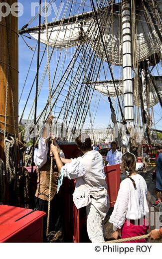 REPLIQUE DU  VAISSEAU L' HERMIONE,  A BORDEAUX, GIRONDE, AQUITAINE. (33F18630.jpg)