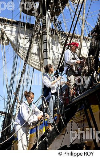 REPLIQUE DU  VAISSEAU L' HERMIONE,  A BORDEAUX, GIRONDE, AQUITAINE. (33F18707.jpg)