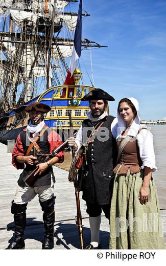 REPLIQUE DU  VAISSEAU L' HERMIONE,  A BORDEAUX, GIRONDE, AQUITAINE. (33F18710.jpg)