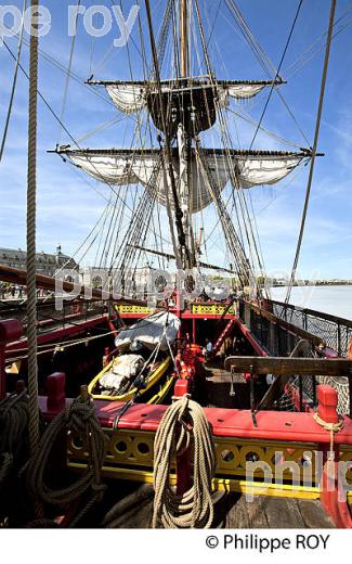 REPLIQUE DU  VAISSEAU L' HERMIONE,  A BORDEAUX, GIRONDE, AQUITAINE. (33F18717.jpg)