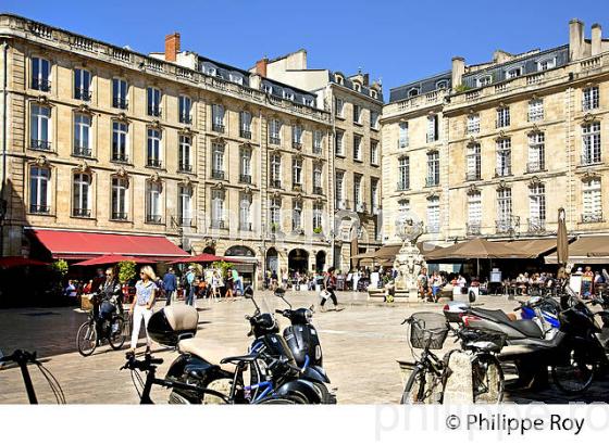 PLACE DU PARLEMENT, 18 EME SIECLE,  BORDEAUX, GIRONDE. (33F19536.jpg)