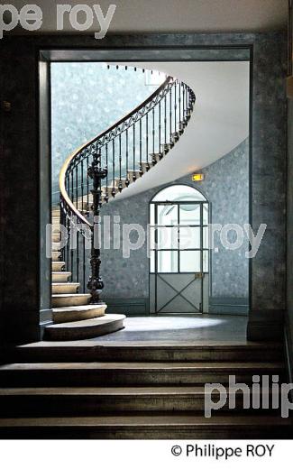 ESCALIER, HOTEL PARTICULIER, 18 EME SIECLE, BORDEAUX , GIRONDE. (33F19736.jpg)