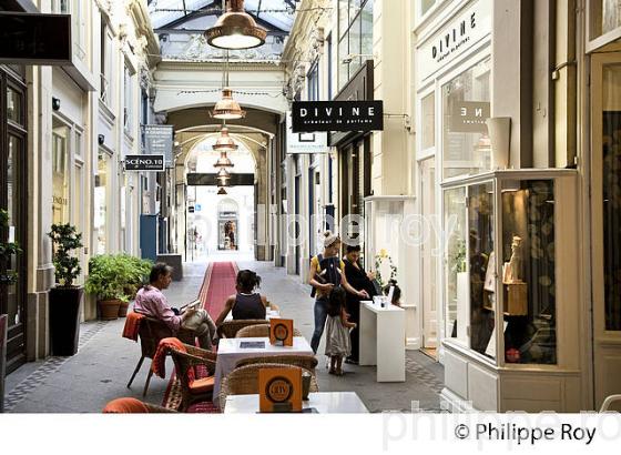 LE PASSAGE SARGET, 19 EME SIECLE, COURS DE L' INTENDANCE, BORDEAUX, GIRONDE. (33F19922.jpg)