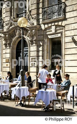 TERRASSE DE RESTAURANT , QUARTIER DE LA CATHEDRALE, BORDEAUX, GIRONDE. (33F20019.jpg)