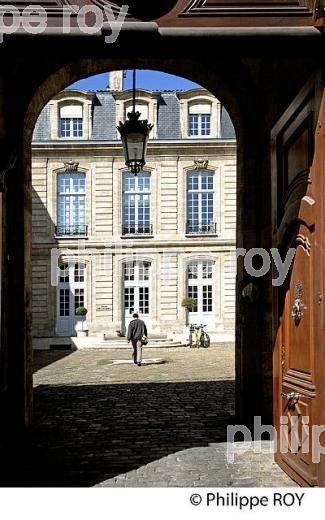 HOTEL LE BERTHON, 18 EME SIECLE, QUARTIER DU MIRAIL, BORDEAUX, GIRONDE. (33F20122.jpg)