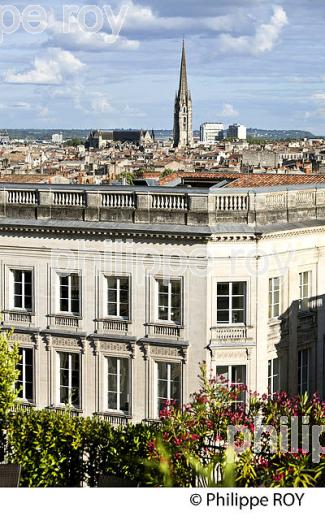 BORDEAUX, VU DEPUIS LA TERRASSE DU GRAND HOTEL DE BORDEAUX, GIRONDE. (33F20303.jpg)