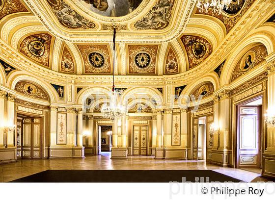 LE GRAND THEATRE, OPERA DE BORDEAUX, GIRONDE, AQUITAINE. (33F20540.jpg)