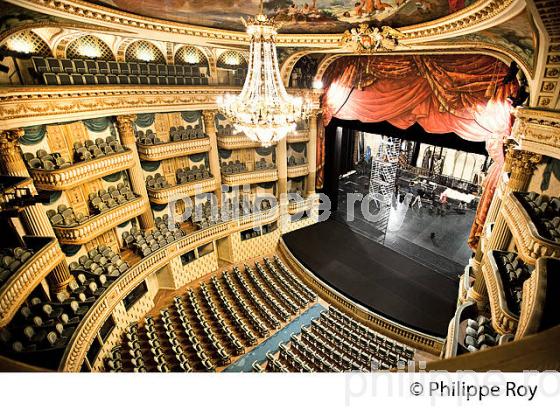 LE GRAND THEATRE, OPERA DE BORDEAUX, GIRONDE, AQUITAINE. (33F20614.jpg)