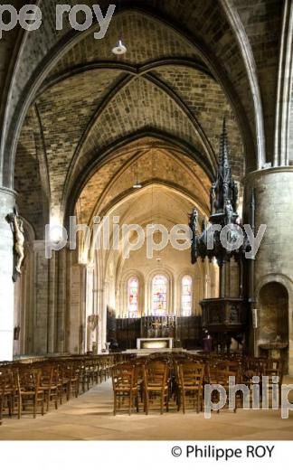 EGLISE DE SAINT SEURIN,  QUARTIER SAINT SEURIN,  BORDEAUUX , GIRONDE. (33F20719.jpg)