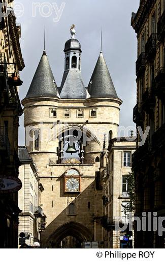 PORTE DE LA GROSSE CLOCHE, QUARTIER SAINT ELOI,   BORDEAUUX , GIRONDE. (33F21129.jpg)