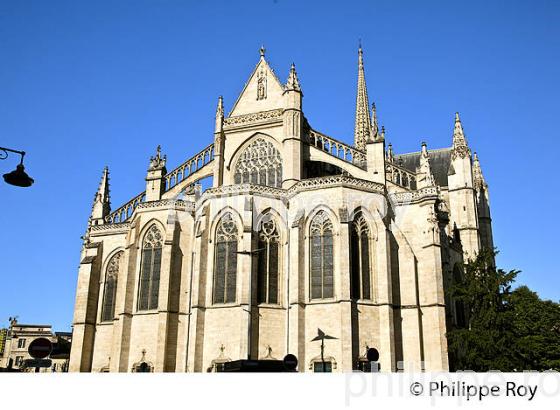 EGLISE SAINT-MICHEL, QUARTIER SAINT-MICHEL, BORDEAUX, GIRONDE. (33F21435.jpg)