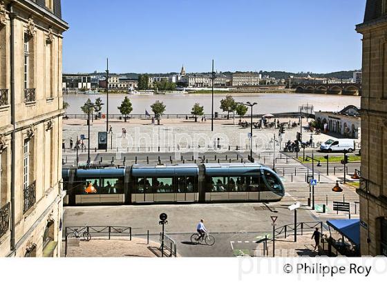QUAI DE RICHELIEU ET LA GARONNE, BORDEAUX, GIRONDE. (33F21729.jpg)