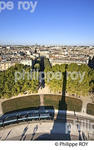 BORDEAUX VU DEPUIS LA COLONNE DES GIRONDINS, GIRONDE. (33F21902.jpg)