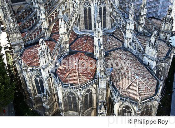 LA CATHEDRALE SAINT-ANDRE,  GIRONDE. (33F21919.jpg)