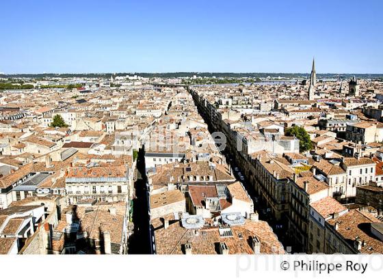 BORDEAUX VU DEPUIS LA TOUR PEY-BERLAND, GIRONDE. (33F21939.jpg)