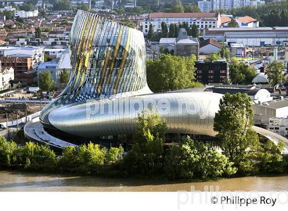 LA CITE DU VIN, UN MONDE DE CULTURES, QUARTIER BACALAN, BORDEAUX, GIRONDE. (33F22323.jpg)
