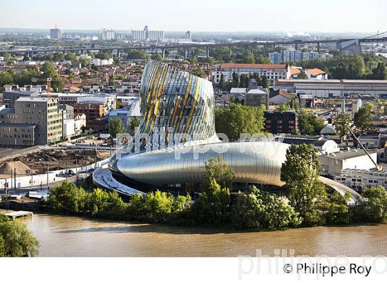 LA CITE DU VIN, UN MONDE DE CULTURES, QUARTIER BACALAN, BORDEAUX, GIRONDE. (33F22325.jpg)